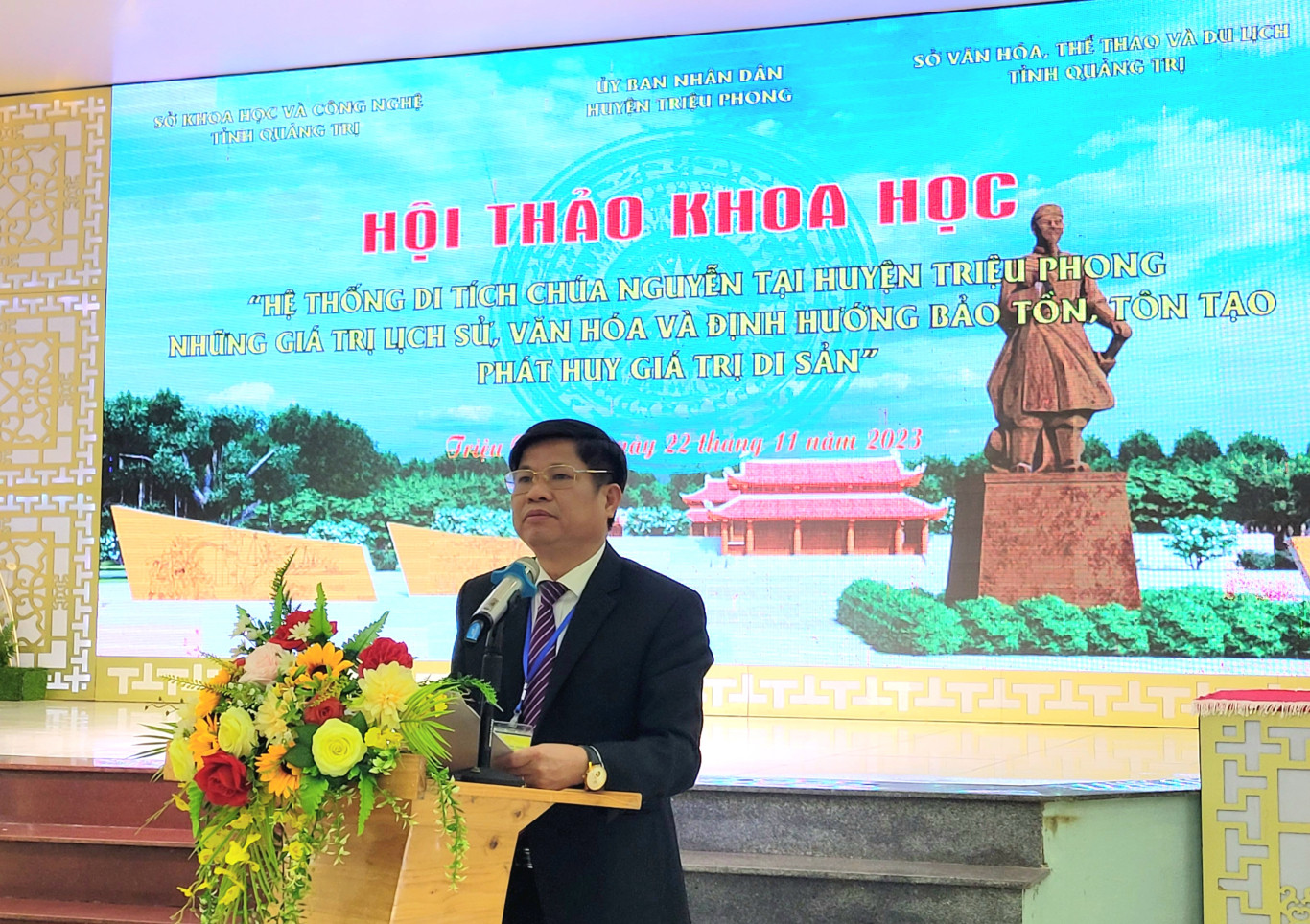 Bế mạc hội thảo, Chủ tịch UBND huyện Triệu Phong Phan Văn Linh cho biết sẽ tiếp thu, tổng hợp c&aacute;c &yacute; kiến tham gia tại hội thảo, bổ sung v&agrave;o Đồ &aacute;n quy hoạch cụm di t&iacute;ch ch&uacute;a Nguyễn để c&oacute; được đầy đủ hơn &yacute; nghĩa về mặt lịch sử văn h&oacute;a, đảm bảo chất lượng, mang t&iacute;nh thực tiễn cao.